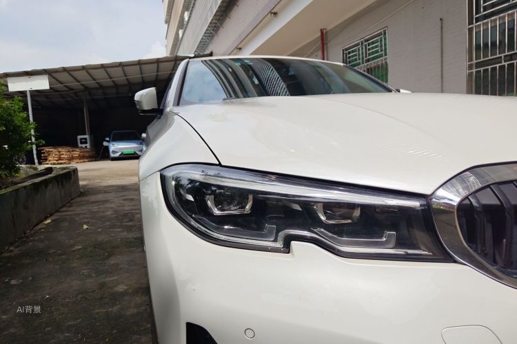 BMW 3 Series 2020 car image #8
