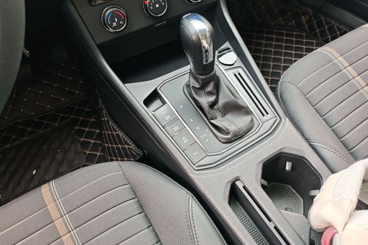 Volkswagen Lavida 2024 car image #14