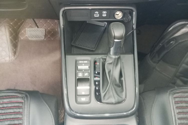 Honda CR-V 2025 car image #14