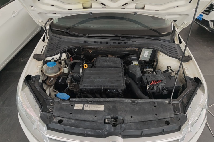 Volkswagen Santana 2017 car image #20