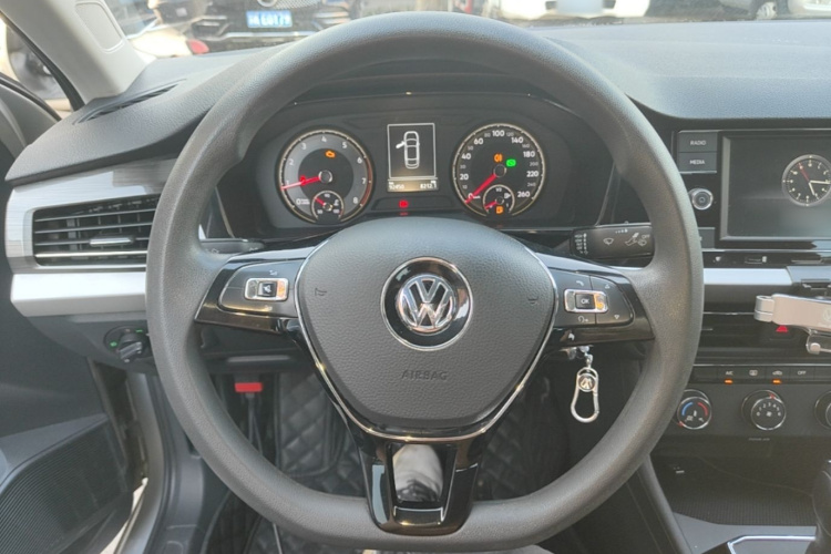 Volkswagen Lavida 2020 #11 Volkswagen Lavida 2020 car image #11
