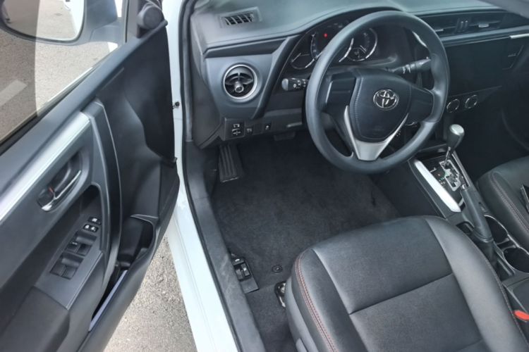 Toyota Corolla 2019 car image #16