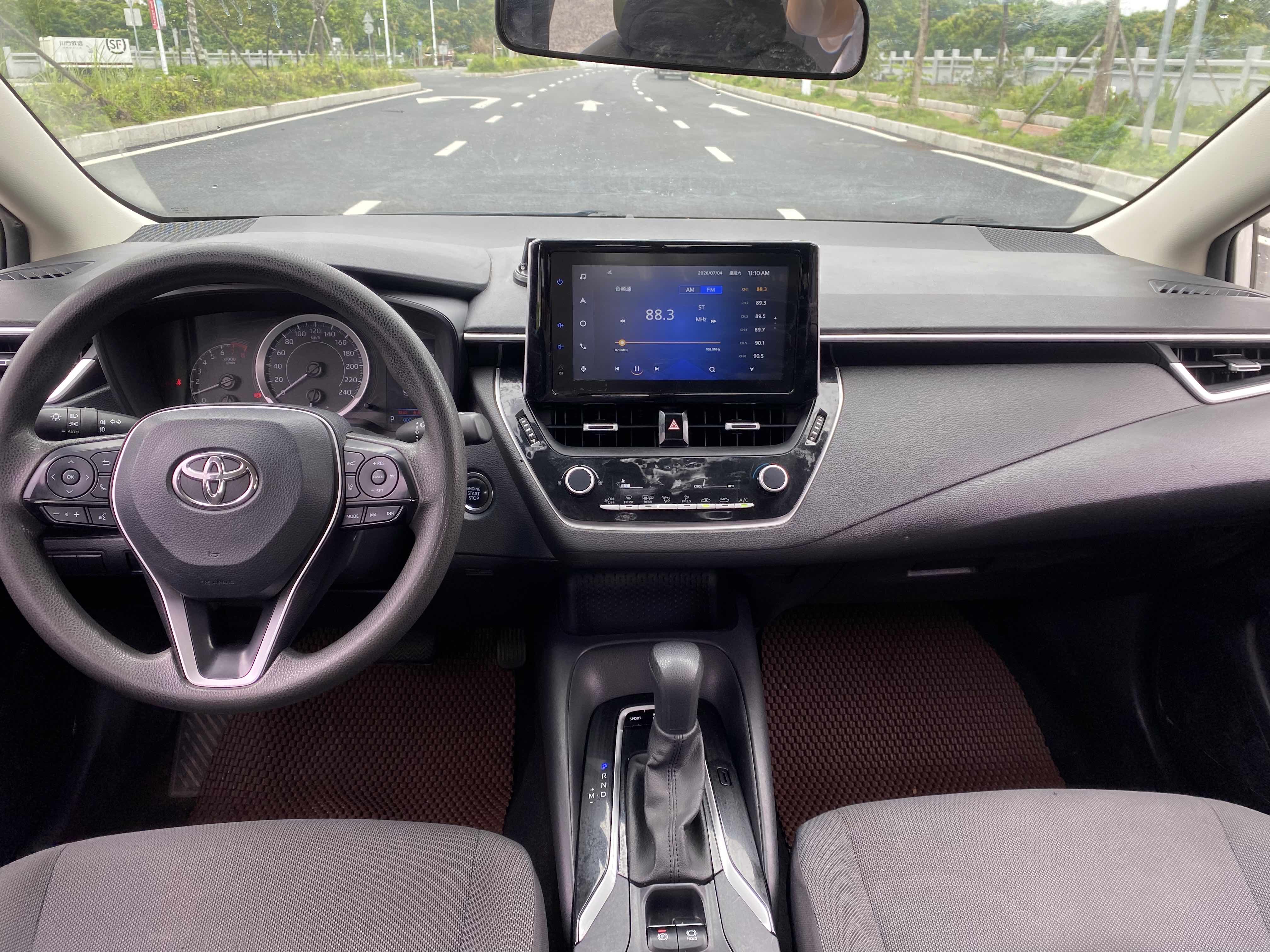 Toyota Corolla 2023 immagine di auto #8