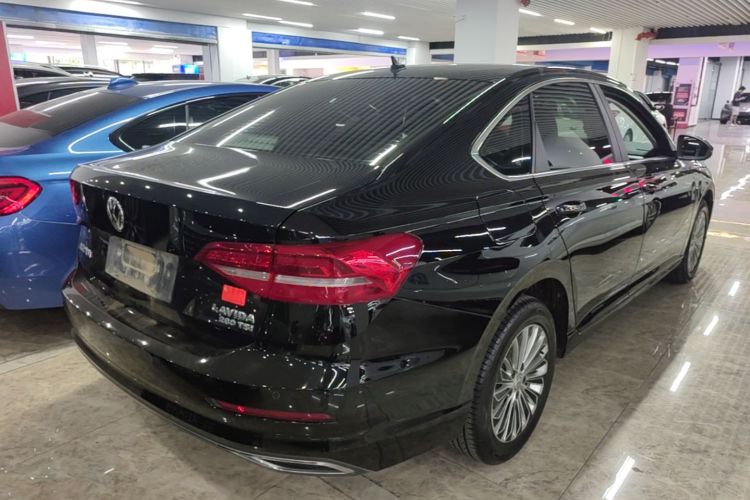 Volkswagen Lavida 2019 car image #7