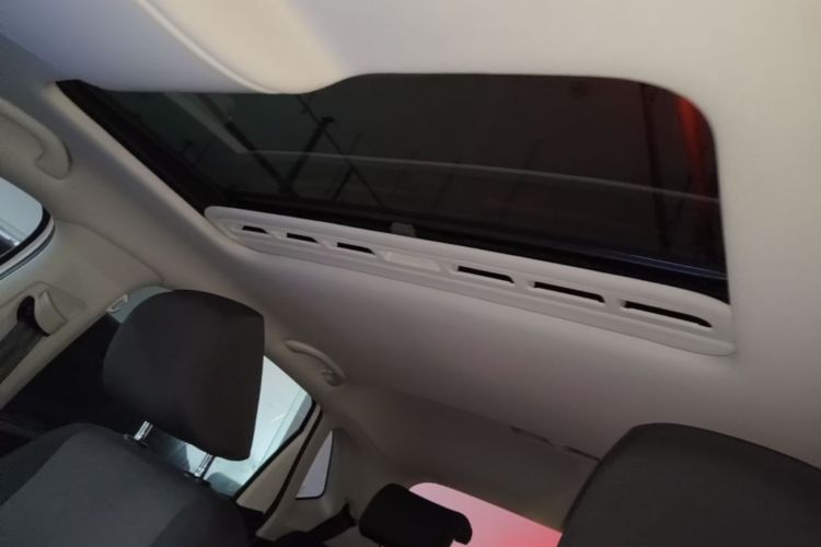 Volkswagen Polo 2017 #20 Volkswagen Polo 2017 car image #20
