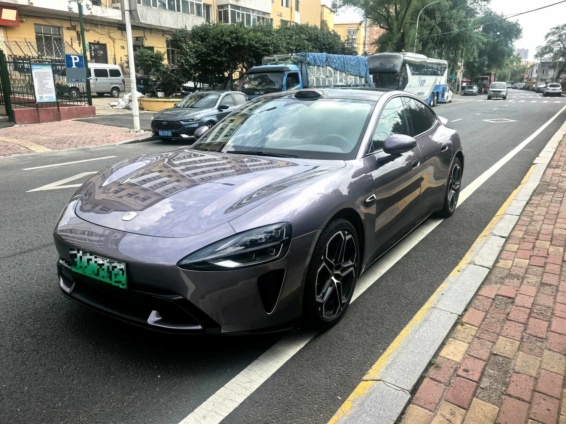 MI SU7 2024 car image 