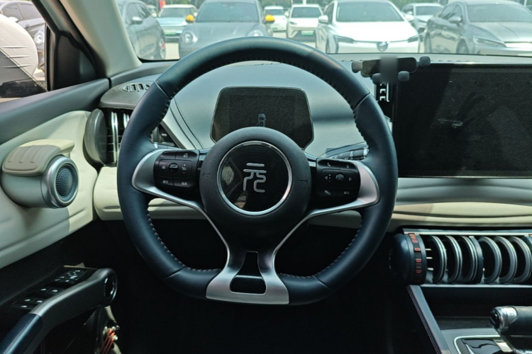BYD Yuan Plus 2022 #11 BYD Yuan Plus 2022 car image #11