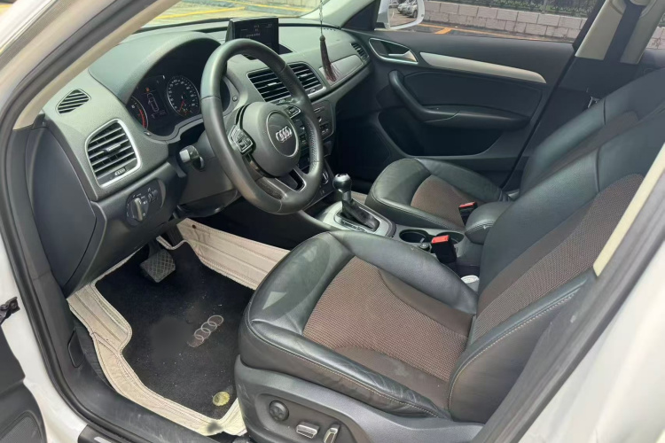 Audi Q3 2019 #14 Audi Q3 2019 car image #14