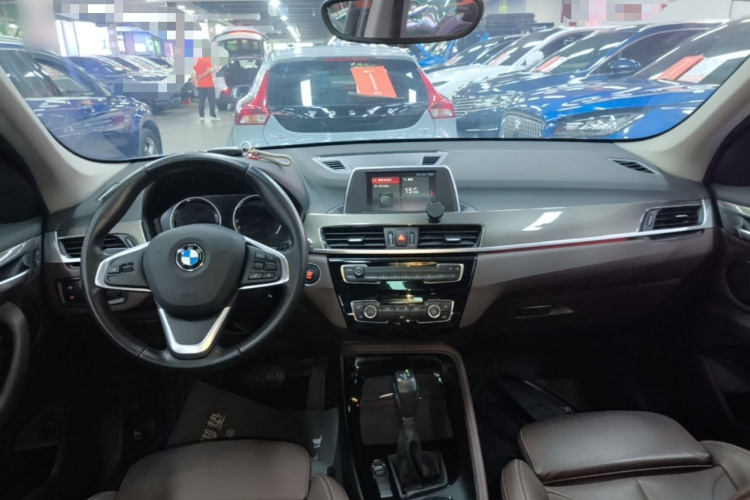 BMW X1 2018 #10 BMW X1 2018 car image #10
