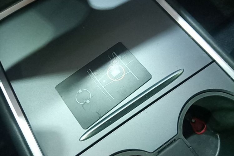 Tesla Model 3 2021 car image #9