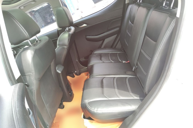 BYD Yuan New Energy 2020 car image #17