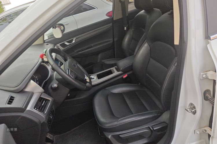 GEELY Emgrand GS 2018 car image #17