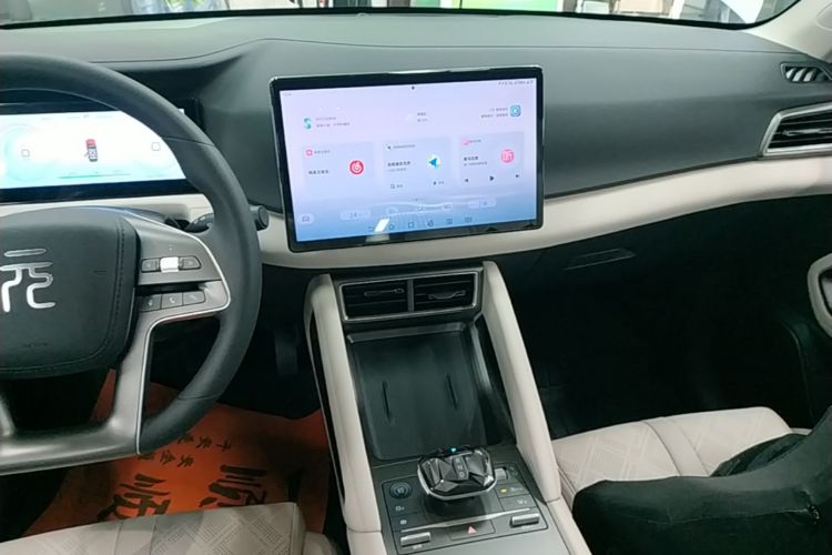 BYD YuanUP 2024 immagine di auto #17
