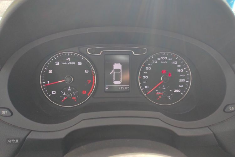 Audi Q3 2015 #13 Audi Q3 2015 car image #13