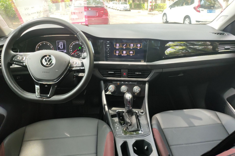 Volkswagen Bora 2022 car image #10