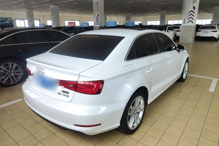 Audi A3 2016 car image #7