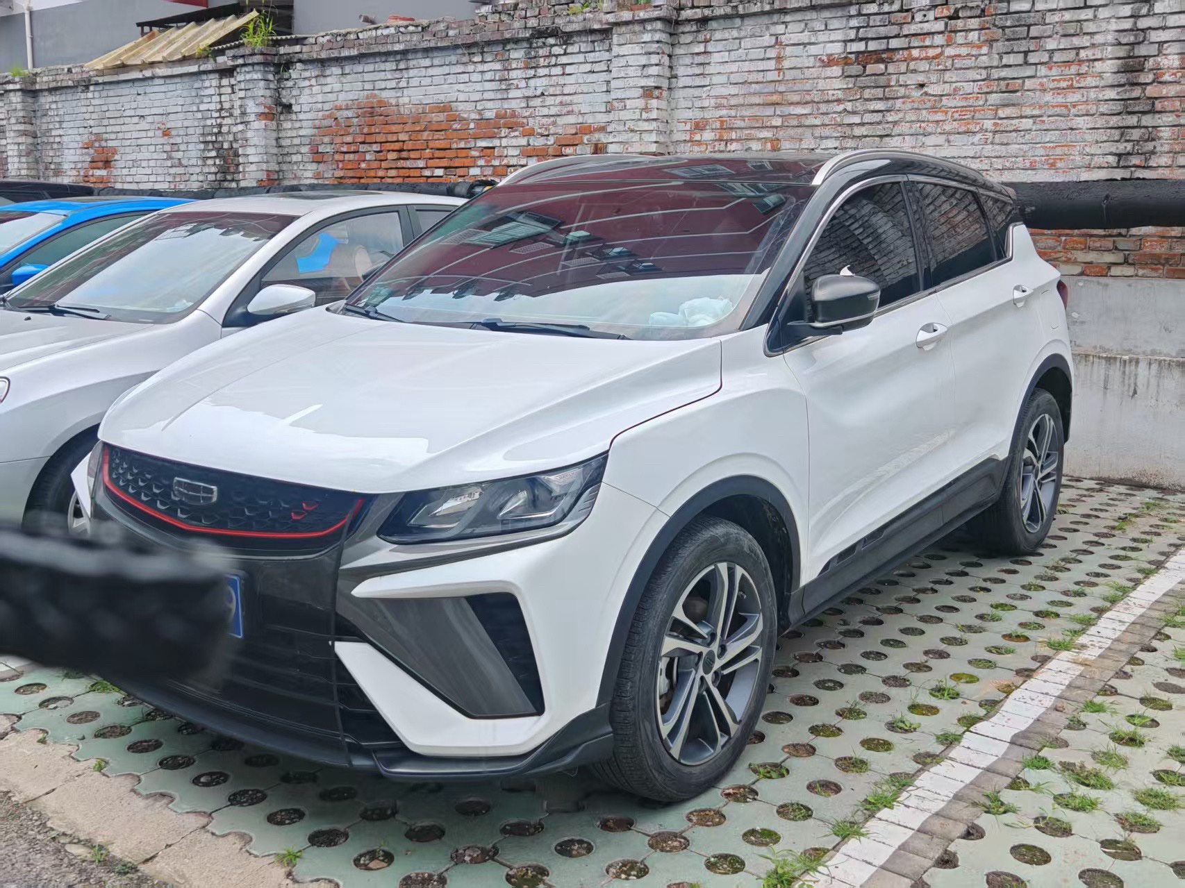 GEELY Coolray 2021 car image 