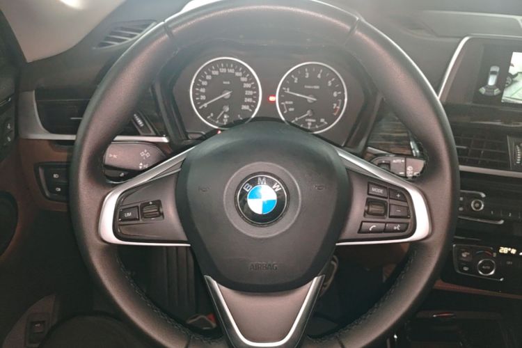 BMW X1 2018 #11 BMW X1 2018 immagine di auto #11