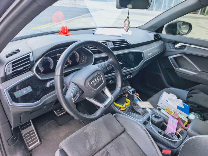 Audi Q3 2022 #4 Audi Q3 2022 car image #4