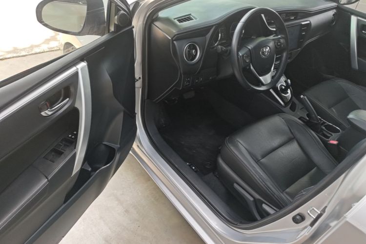 Toyota Corolla 2019 #13 Toyota Corolla 2019 car image #13
