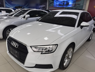 Audi A3 2018 car image 