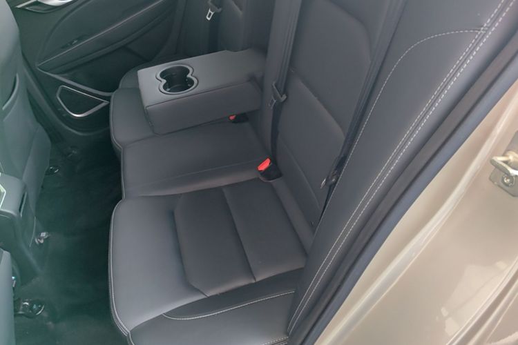 GEELY Emgrand 2020 #17 GEELY Emgrand 2020 car image #17