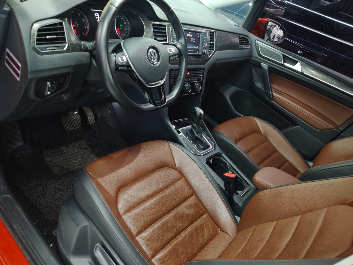Volkswagen Golf Sportsvan 2016 #3 Volkswagen Golf Sportsvan 2016 car image #3
