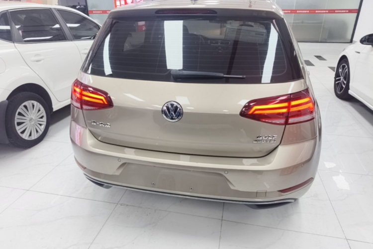 Volkswagen Golf 2020 #4 Volkswagen Golf 2020 car image #4