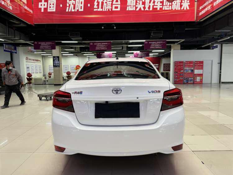 Toyota Vios 2021 imagen de coche #5