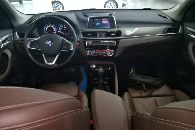 BMW X1 2018 #10 BMW X1 2018 car image #10