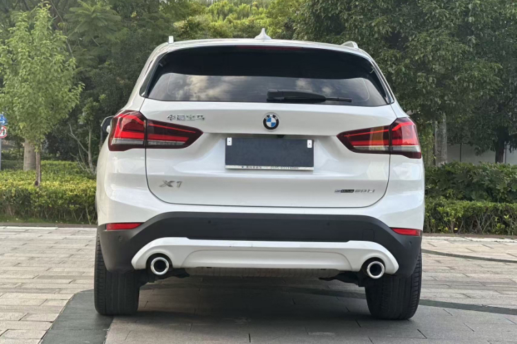 BMW X1 2017 #8 BMW X1 2017 car image #8
