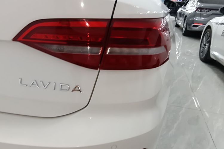 Volkswagen Lavida 2020 car image #8