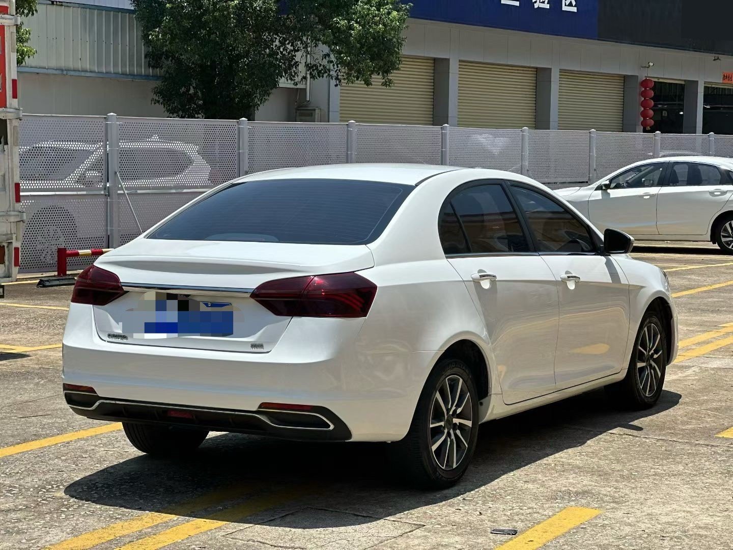 GEELY Emgrand 2020 #3 GEELY Emgrand 2020 car image #3