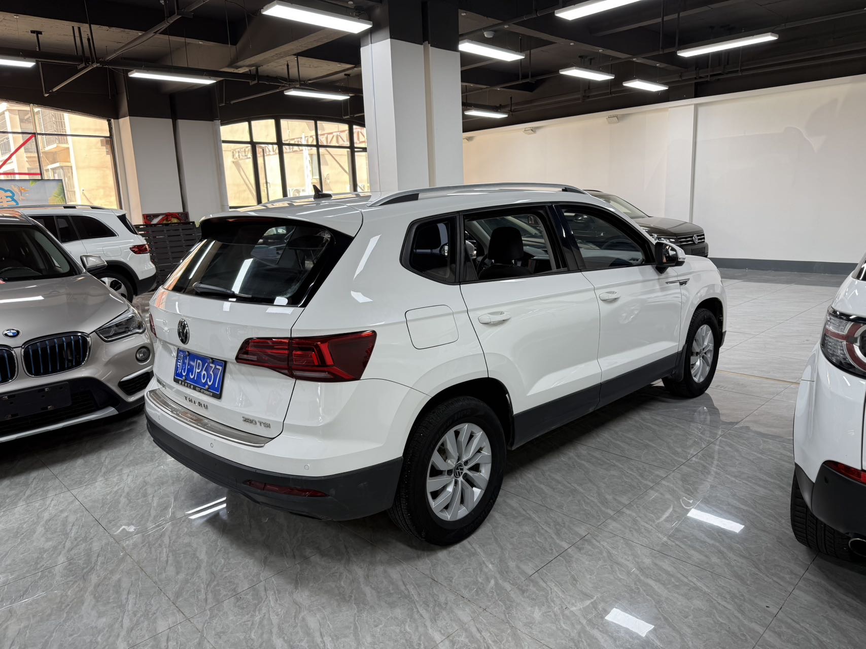 Volkswagen Tharu 2021 immagine di auto #10