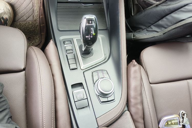 BMW X1 2021 car image #14