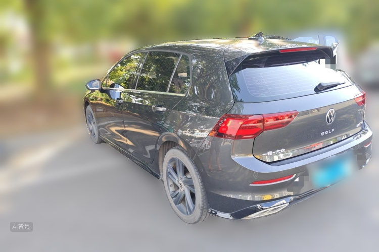 Volkswagen Golf 2022 car image #5