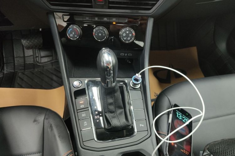 Volkswagen Bora 2024 car image #14