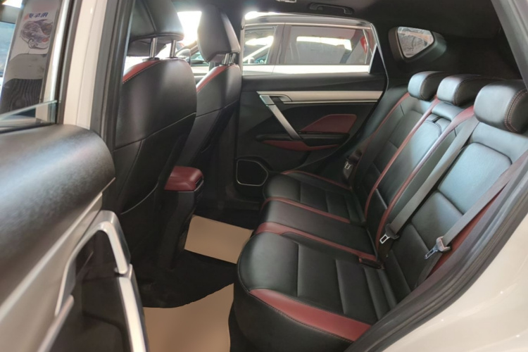GEELY Coolray 2021 #17 GEELY Coolray 2021 car image #17