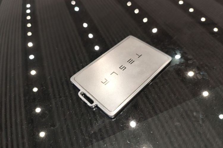 Tesla Model 3 2024 #9 Tesla Model 3 2024 car image #9