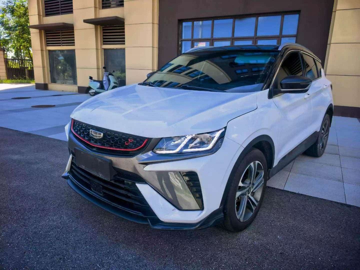 GEELY Coolray 2022 изображение автомобиля 
