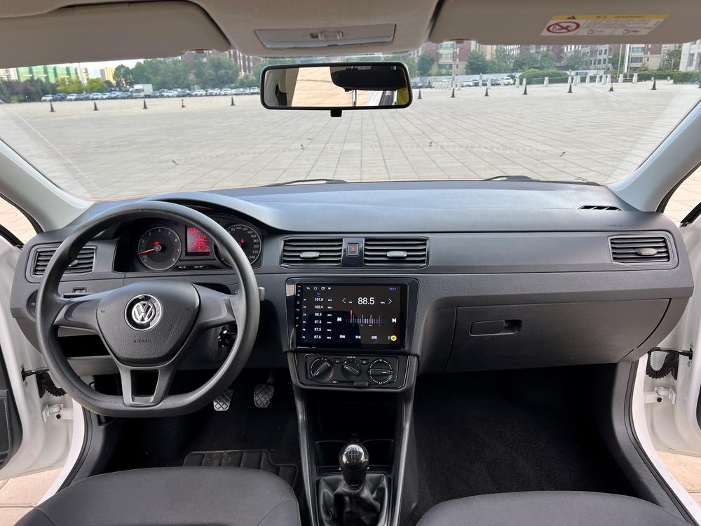 Volkswagen Santana 2022 car image #7