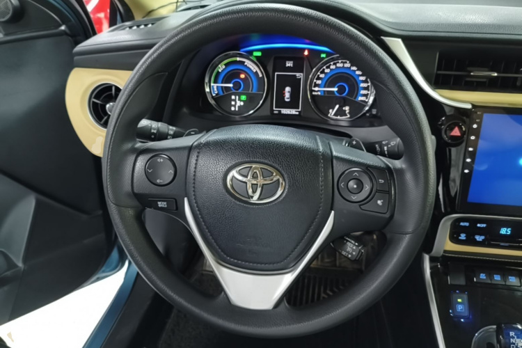 Toyota Corolla 2018 #11 Toyota Corolla 2018 car image #11