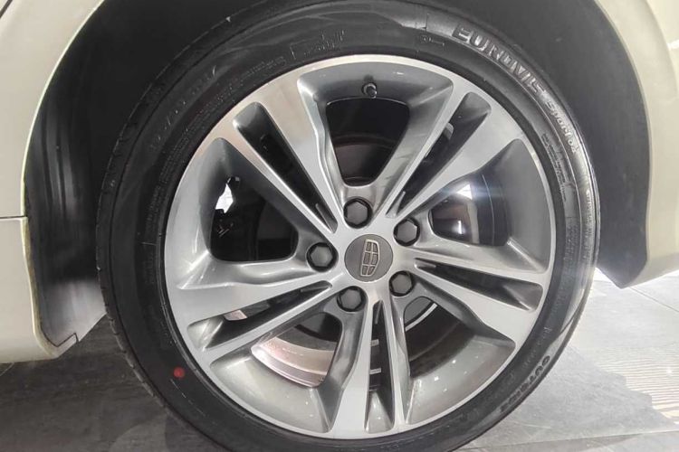 GEELY Binray 2019 immagine di auto #9