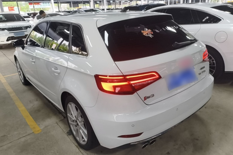 Audi A3 2021 car image #5