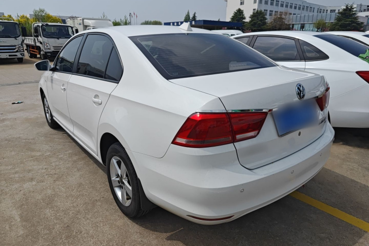 Volkswagen Santana 2015 car image #5