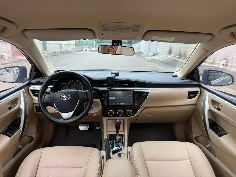Toyota Corolla 2017 car image #6