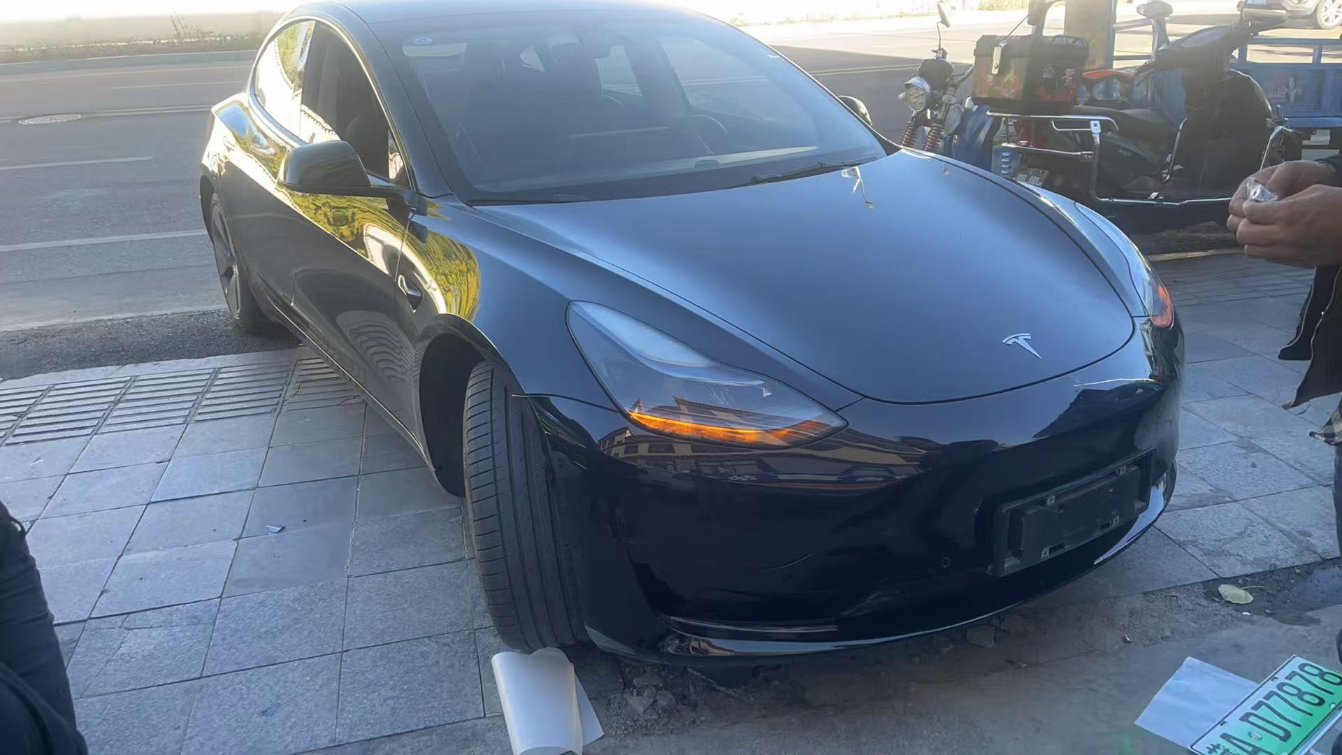 Tesla Model 3 2023 #2 Tesla Model 3 2023 immagine di auto #2