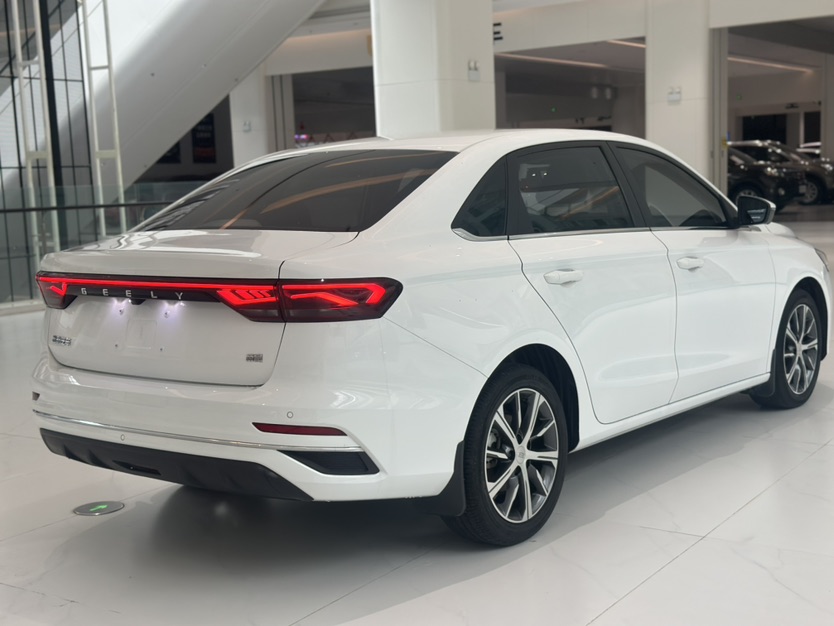 GEELY Emgrand 2023 #5 GEELY Emgrand 2023 car image #5