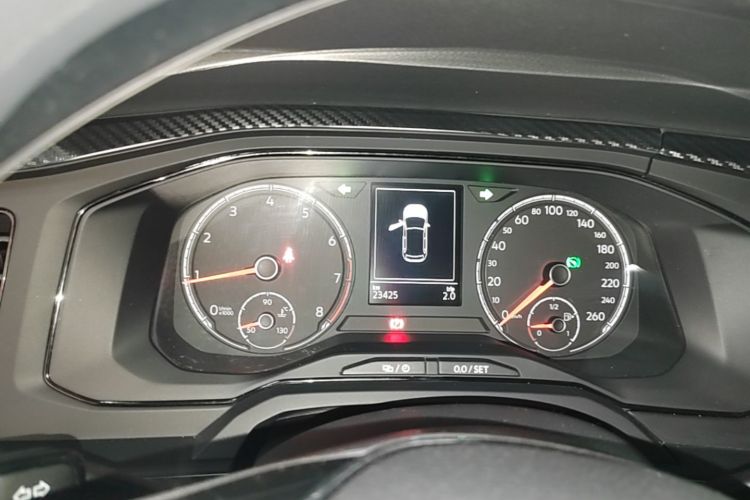 Volkswagen Polo 2020 car image #12