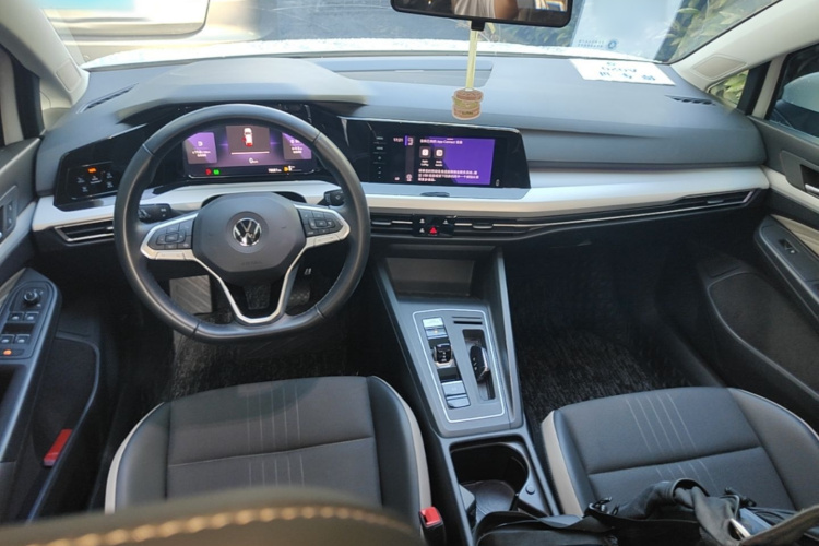 Volkswagen Golf 2021 #11 Volkswagen Golf 2021 car image #11
